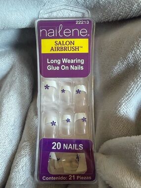 New - nailene glue on nails, French tip with flower 💅